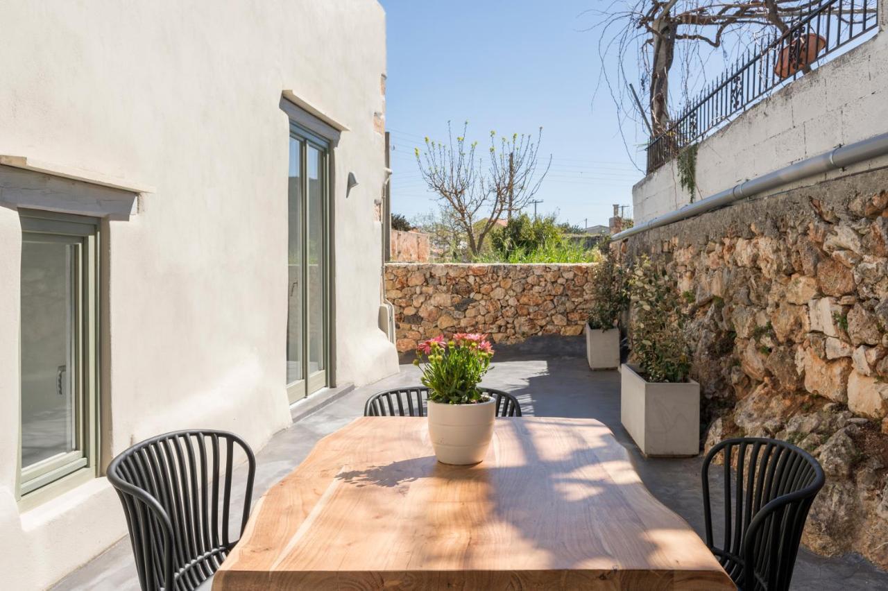 Tholos Cottage Sternai ภายนอก รูปภาพ