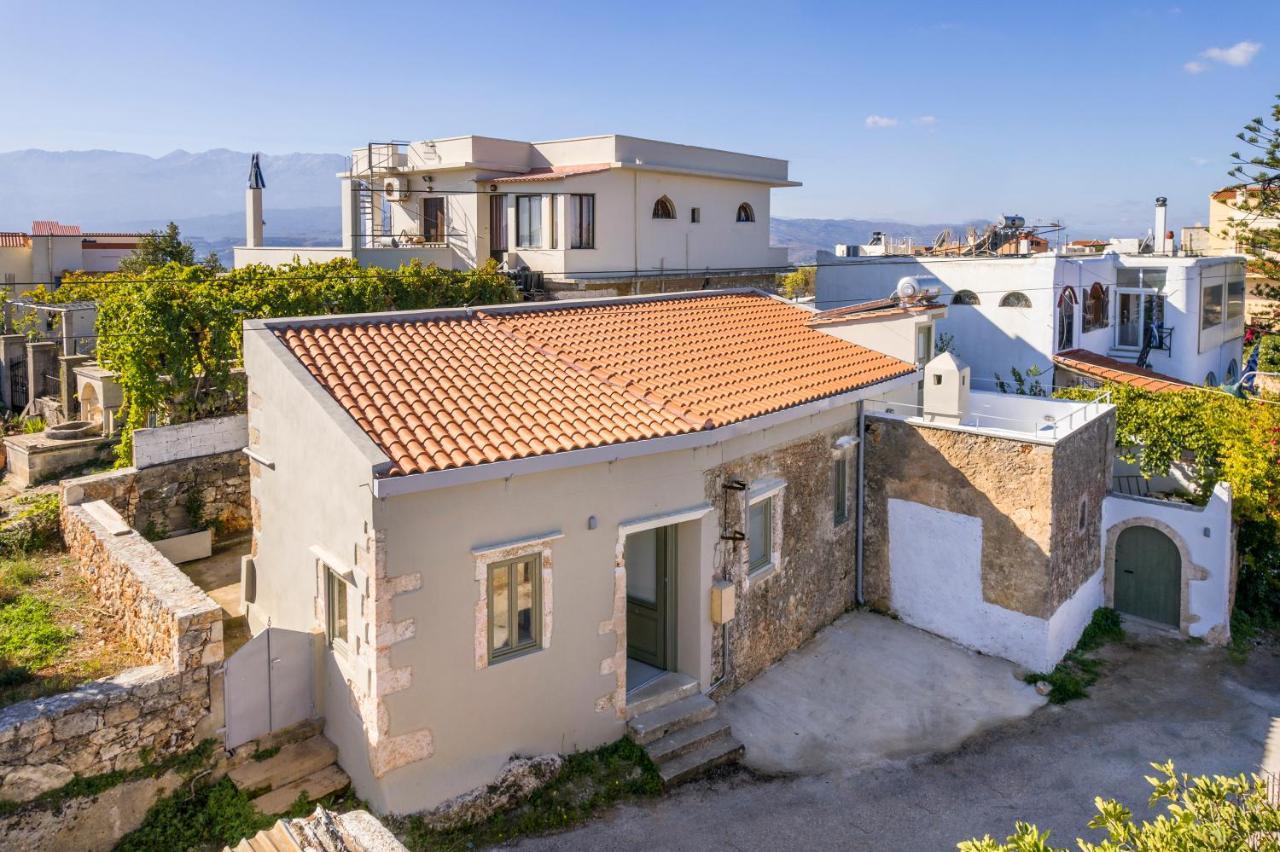 Tholos Cottage Sternai ภายนอก รูปภาพ